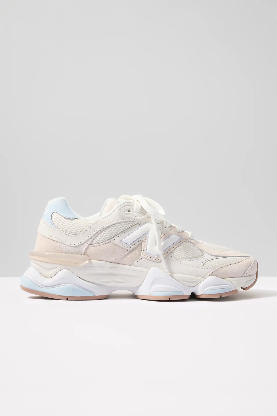 9060 Sneaker - Image 4