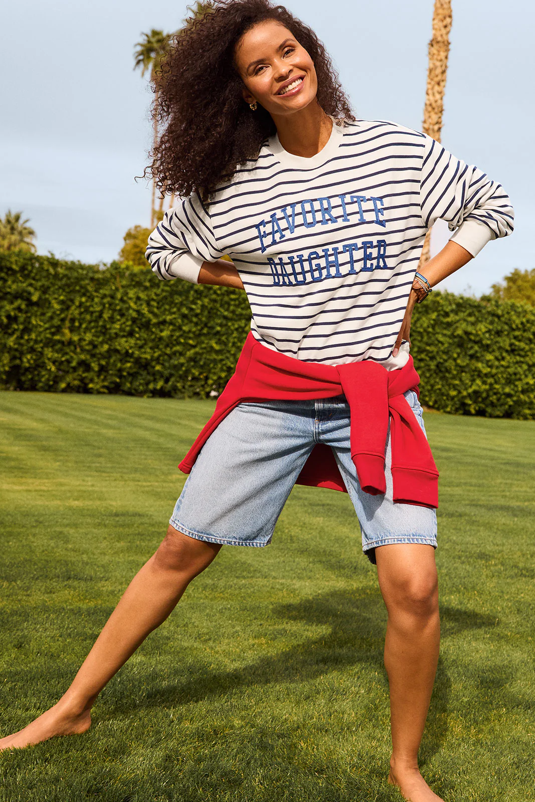 Cropped Favorite Mama Sweatshirt - Image 2