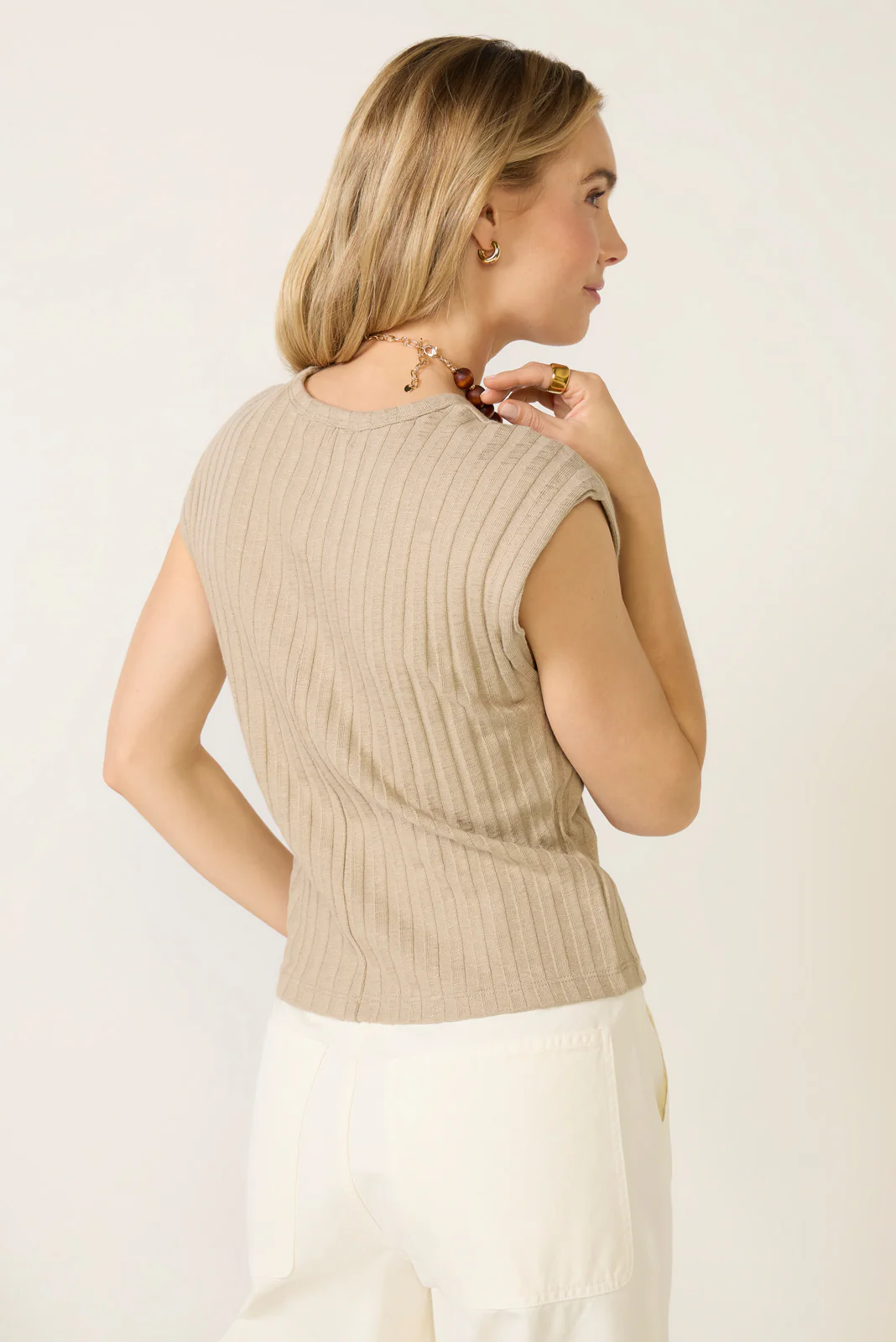 Jinny Muscle Top - Image 4