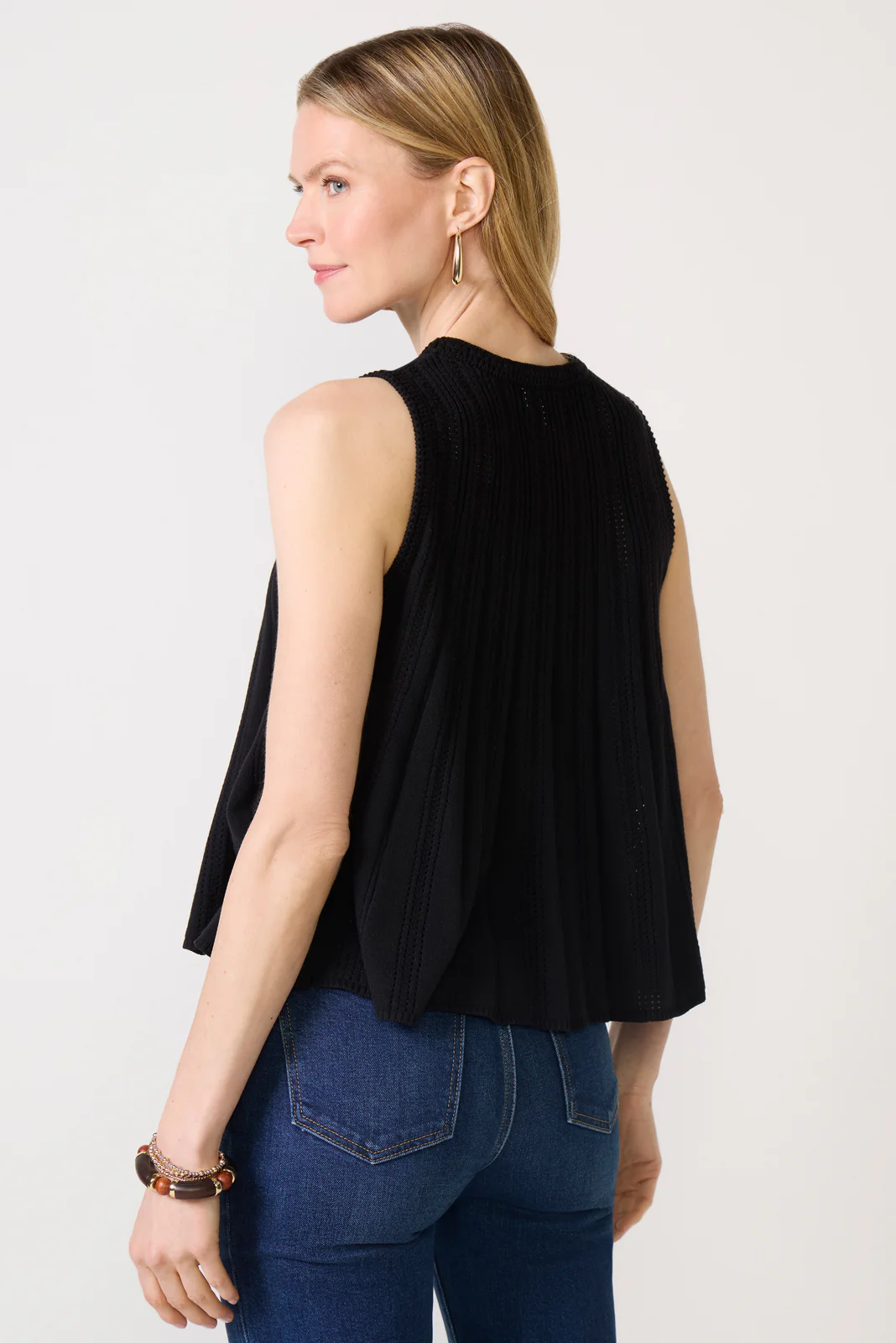 Mira Swing Hem Crew Tank - Image 4